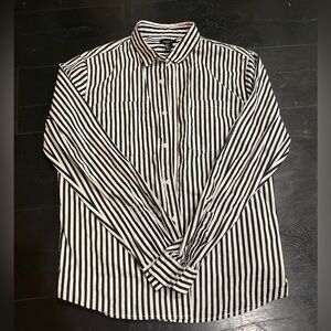 FOREVER21 Striped Button Down Shirt